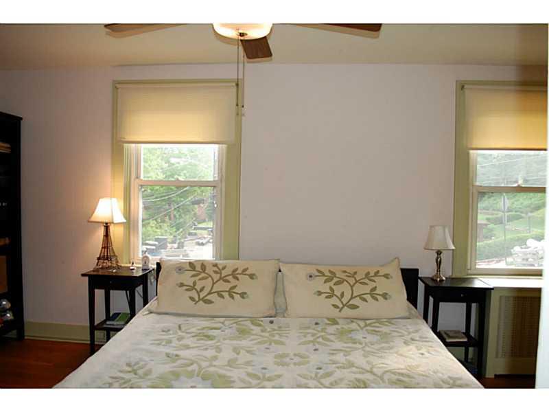 490 Mapleton Avenue Mt. Lebanon, PA 15228 - Photo 11 of 25 Exterior Front.