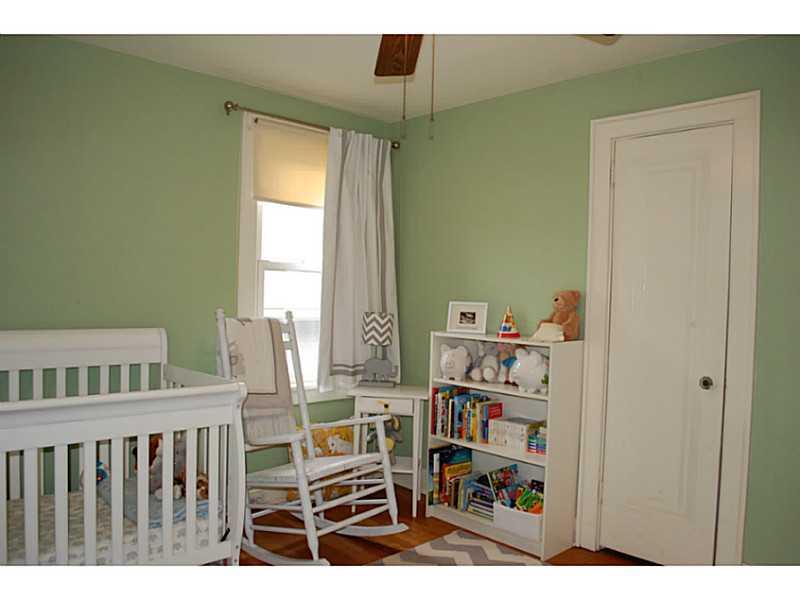 490 Mapleton Avenue Mt. Lebanon, PA 15228 - Photo 14 of 25 Exterior Front.