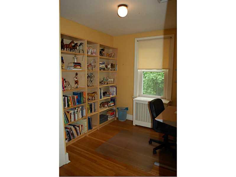 490 Mapleton Avenue Mt. Lebanon, PA 15228 - Photo 15 of 25 Bedroom.