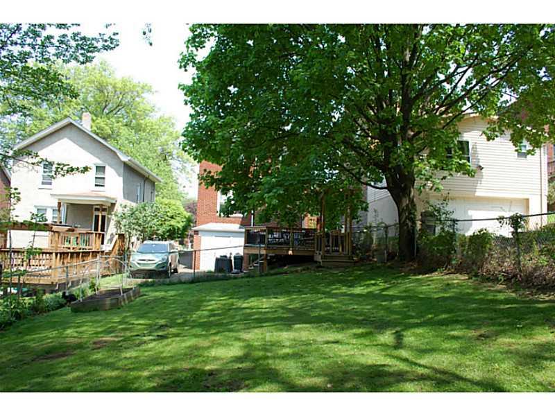 490 Mapleton Avenue Mt. Lebanon, PA 15228 - Photo 23 of 25 Exterior Front.