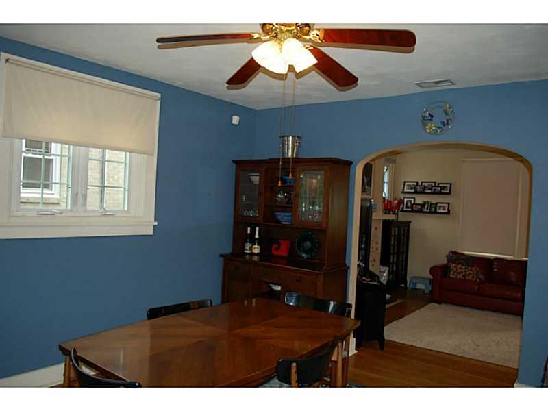 490 Mapleton Avenue Mt. Lebanon, PA 15228 - Photo 6 of 25 Dining Room.