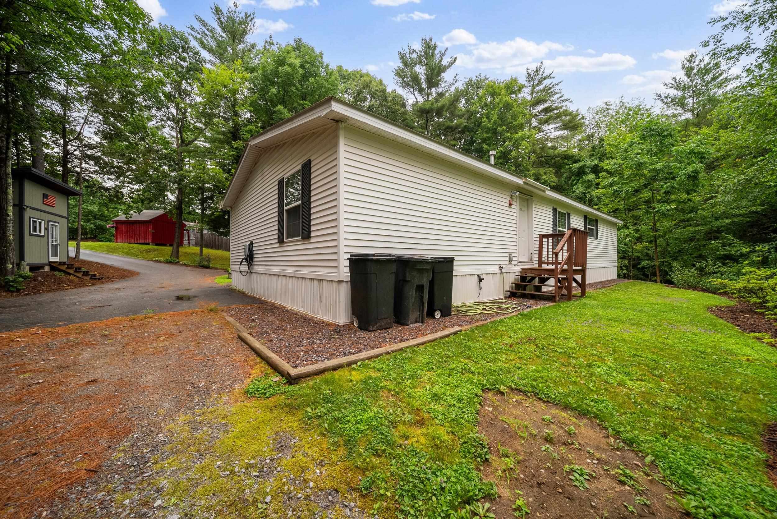 44 Hoit Mill Road Weare, NH 03281 - Photo 2 of 37