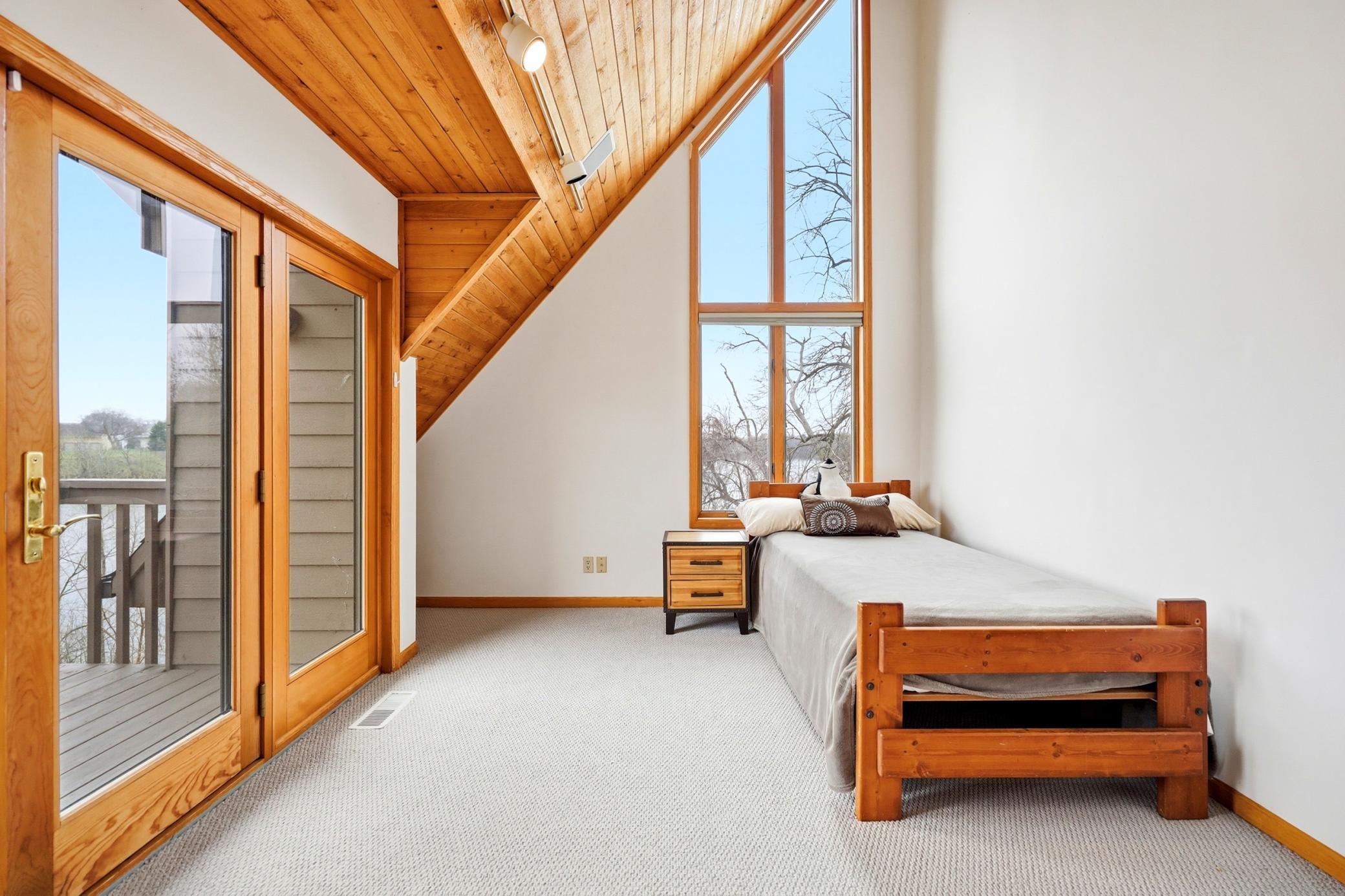 1329 Towerview Road Eagan, MN 55121 - Photo 17 of 66