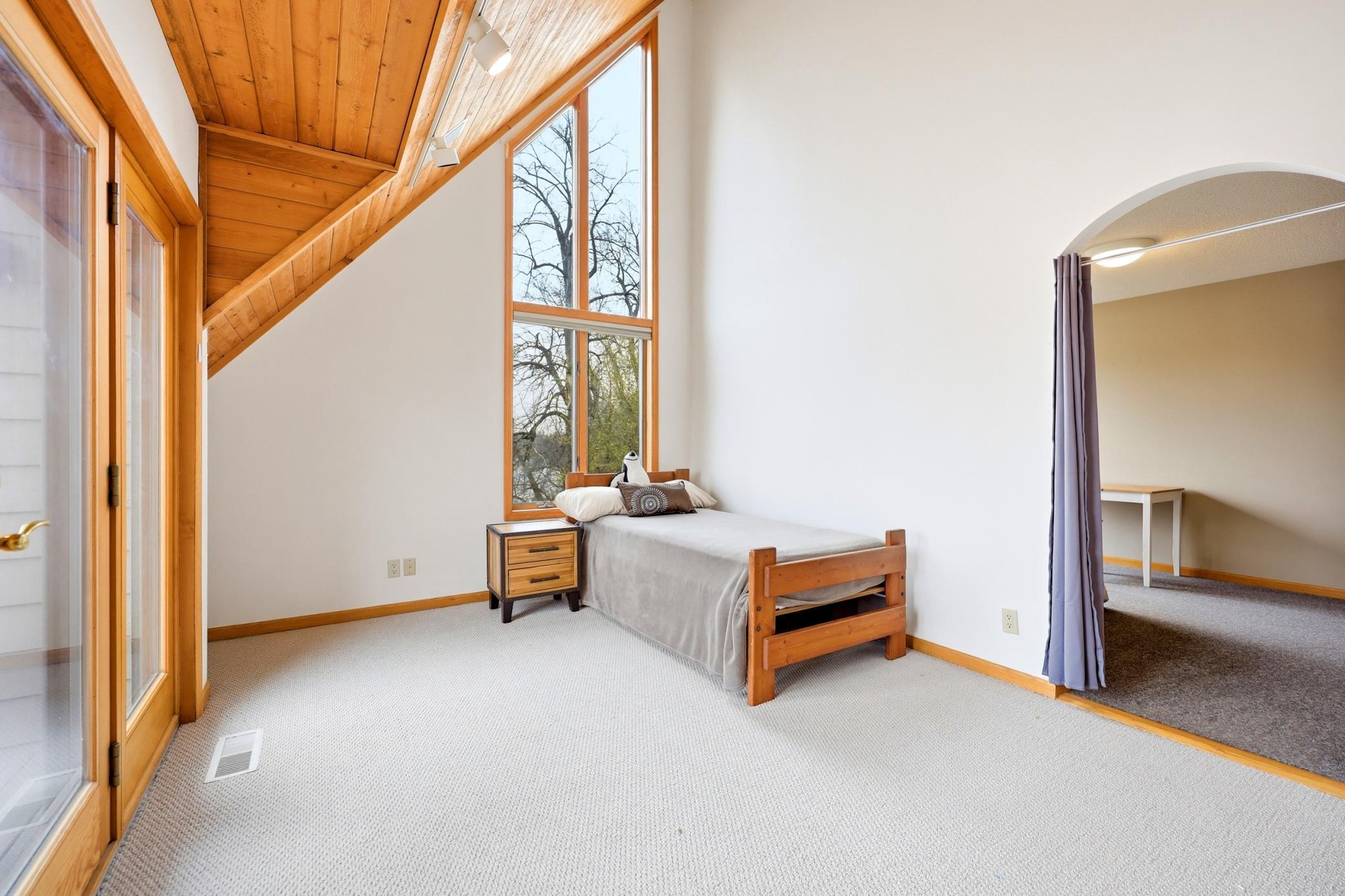 1329 Towerview Road Eagan, MN 55121 - Photo 18 of 66