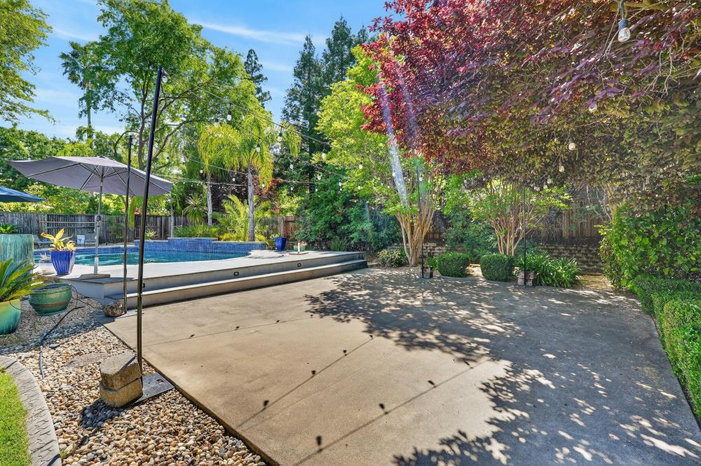 6504 Swallowsview Court Rocklin, CA 95677 - Photo 58 of 66 a view of a road with a yard