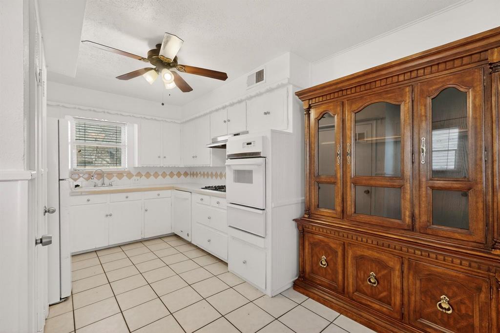 4111 Kirby Street Rowlett, TX 75088 - Photo 11 of 38