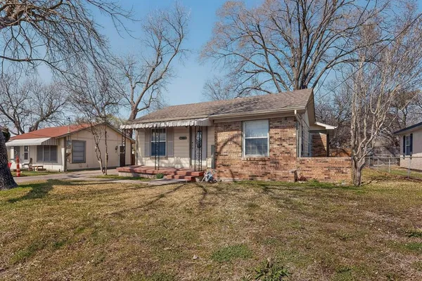 $1,795 | 4111 Kirby Street, Rowlett, TX 75088