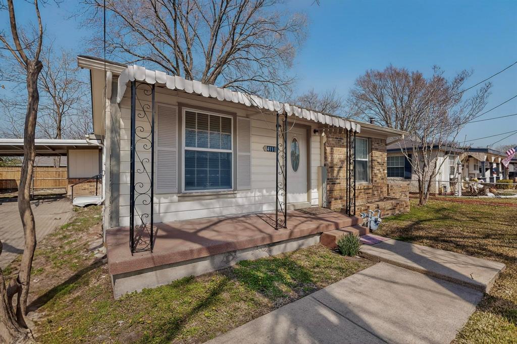 4111 Kirby Street Rowlett, TX 75088 - Photo 3 of 38