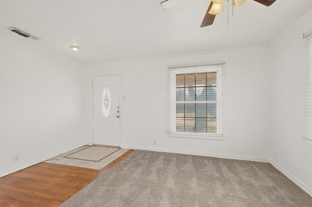 4111 Kirby Street Rowlett, TX 75088 - Photo 7 of 38