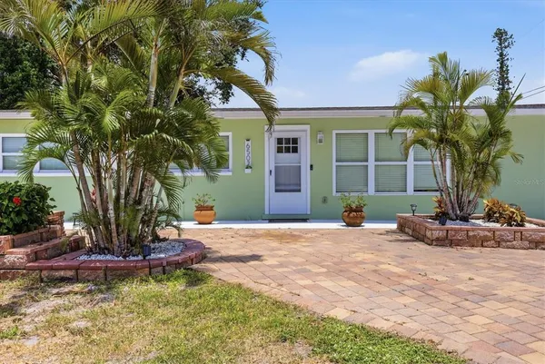 $330,000 | 6507 Clemson Street, Bradenton, FL 34207