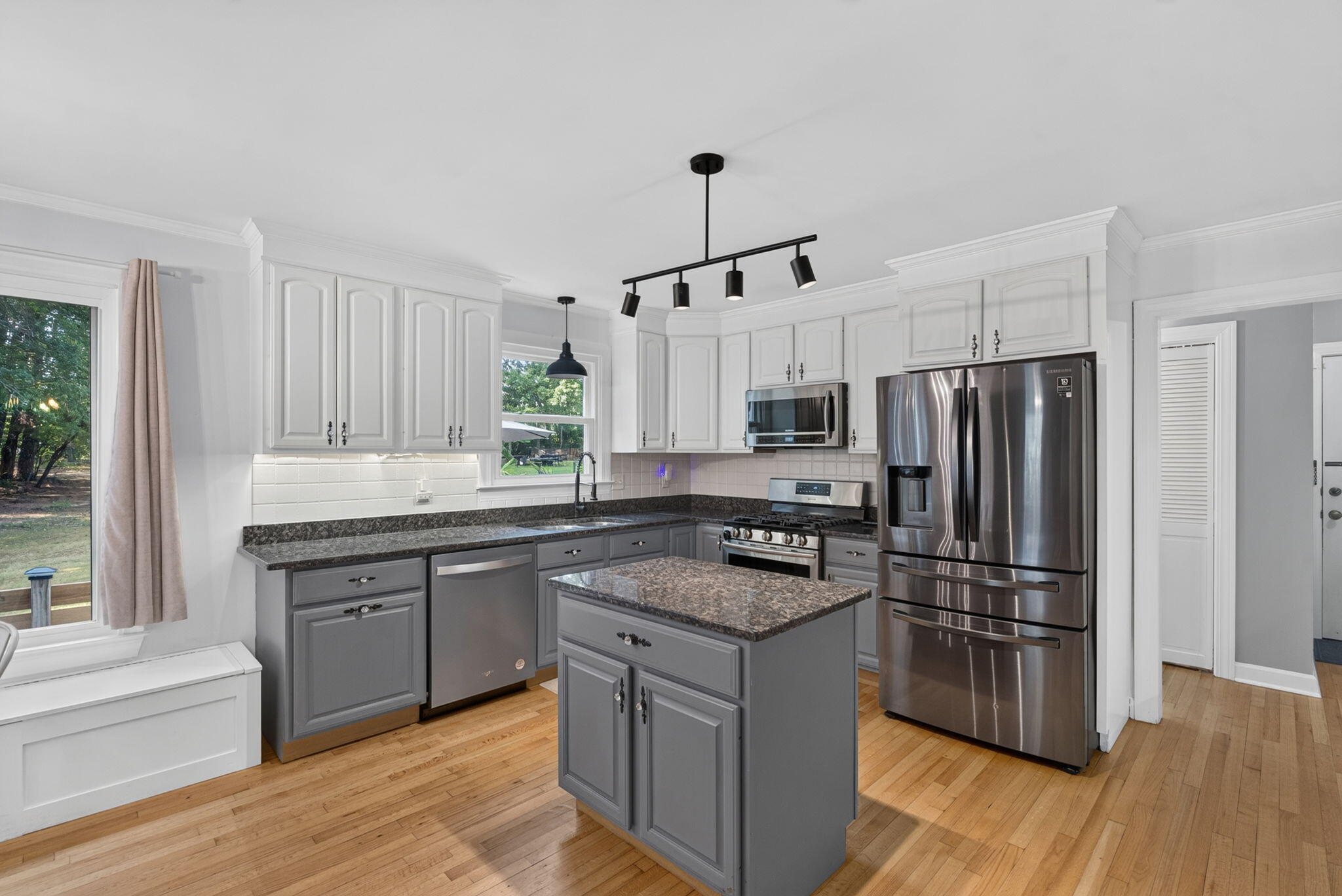 407 Huntington Road Summerville, SC 29483 - Photo 18 of 68 407 Huntington Rd