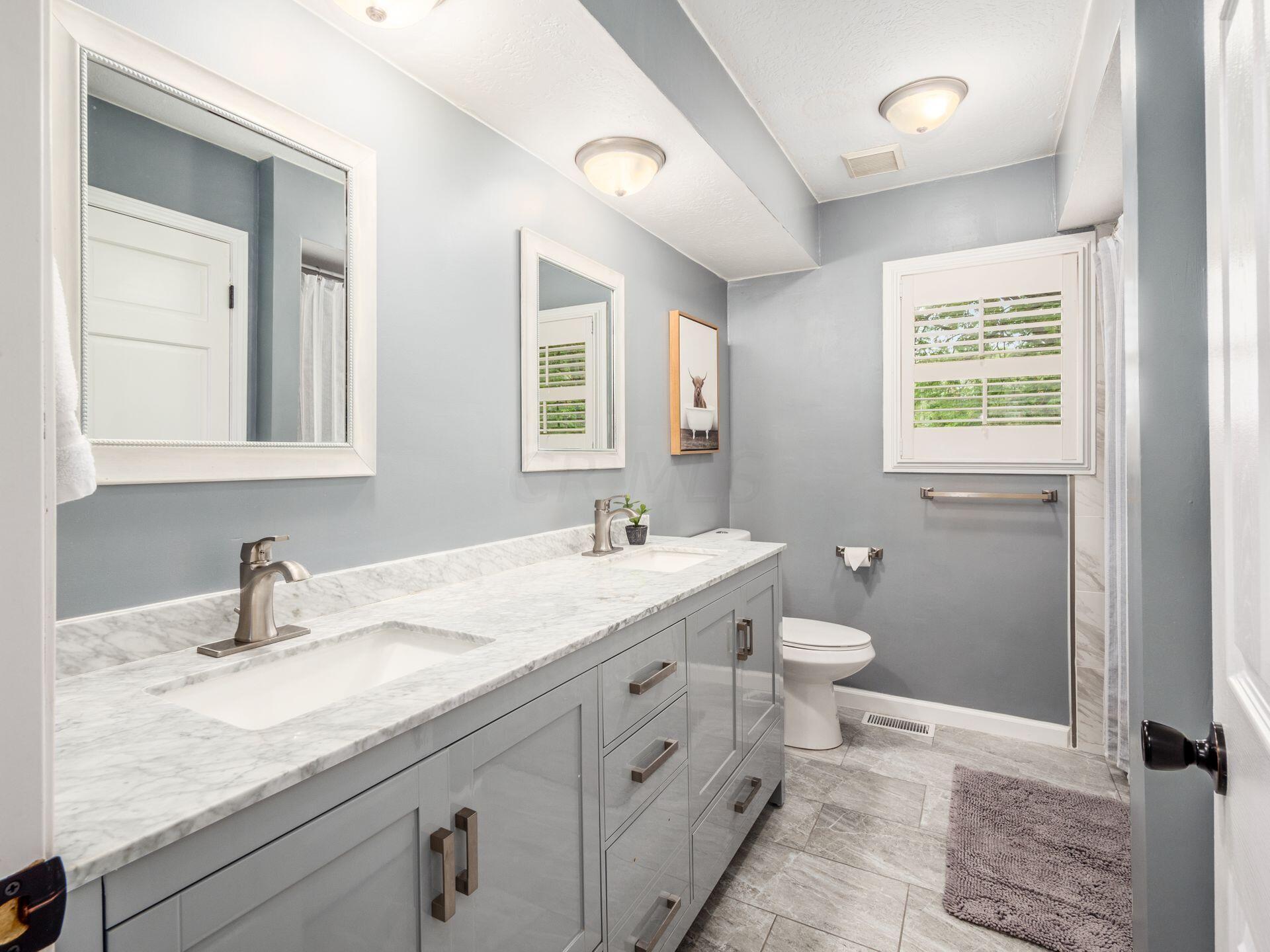 4370 Shire Landing Road Hilliard, OH 43026 - Photo 47 of 77 Full Bathroom