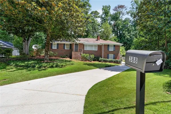$4,000 | 388 Lakemoore Drive Northeast, Atlanta, GA 30342