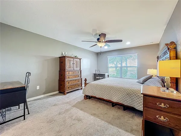 $2,400 | 27327 Roanoke Drive, Leesburg, FL 34748