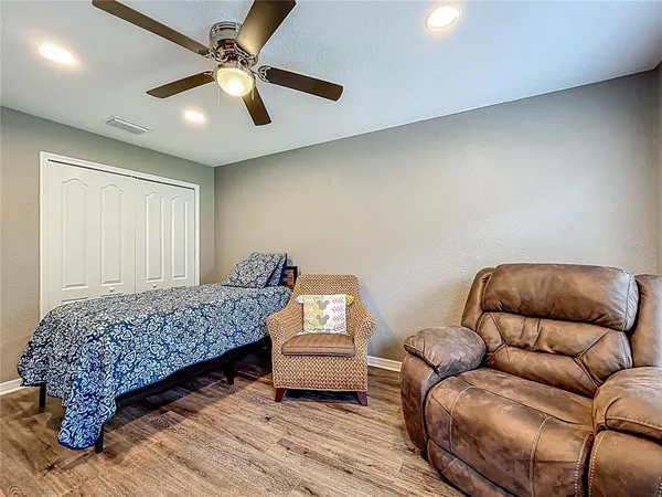 $2,400 | 27327 Roanoke Drive, Leesburg, FL 34748