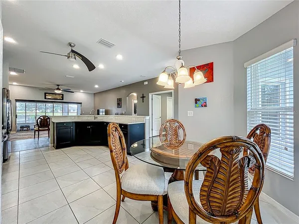 $2,400 | 27327 Roanoke Drive, Leesburg, FL 34748