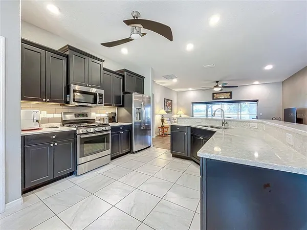 $2,400 | 27327 Roanoke Drive, Leesburg, FL 34748