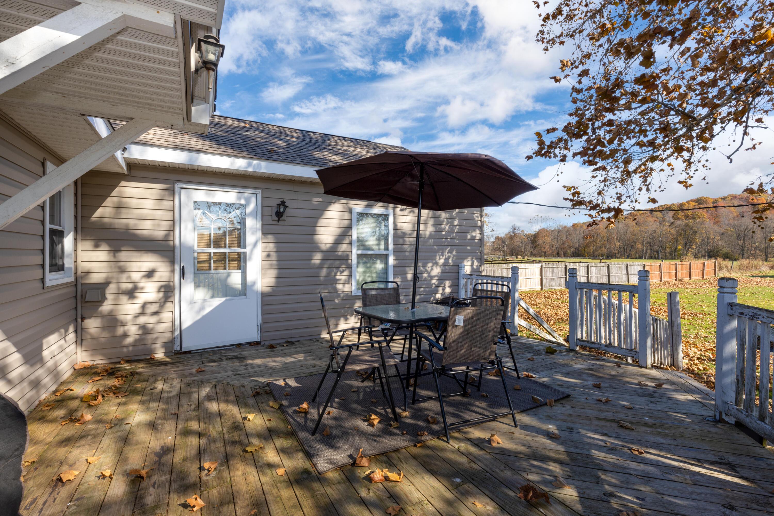 320 County Line Road Hopewell, OH 43746 - Photo 5 of 29 320CountyLineRd.-Exterior-5