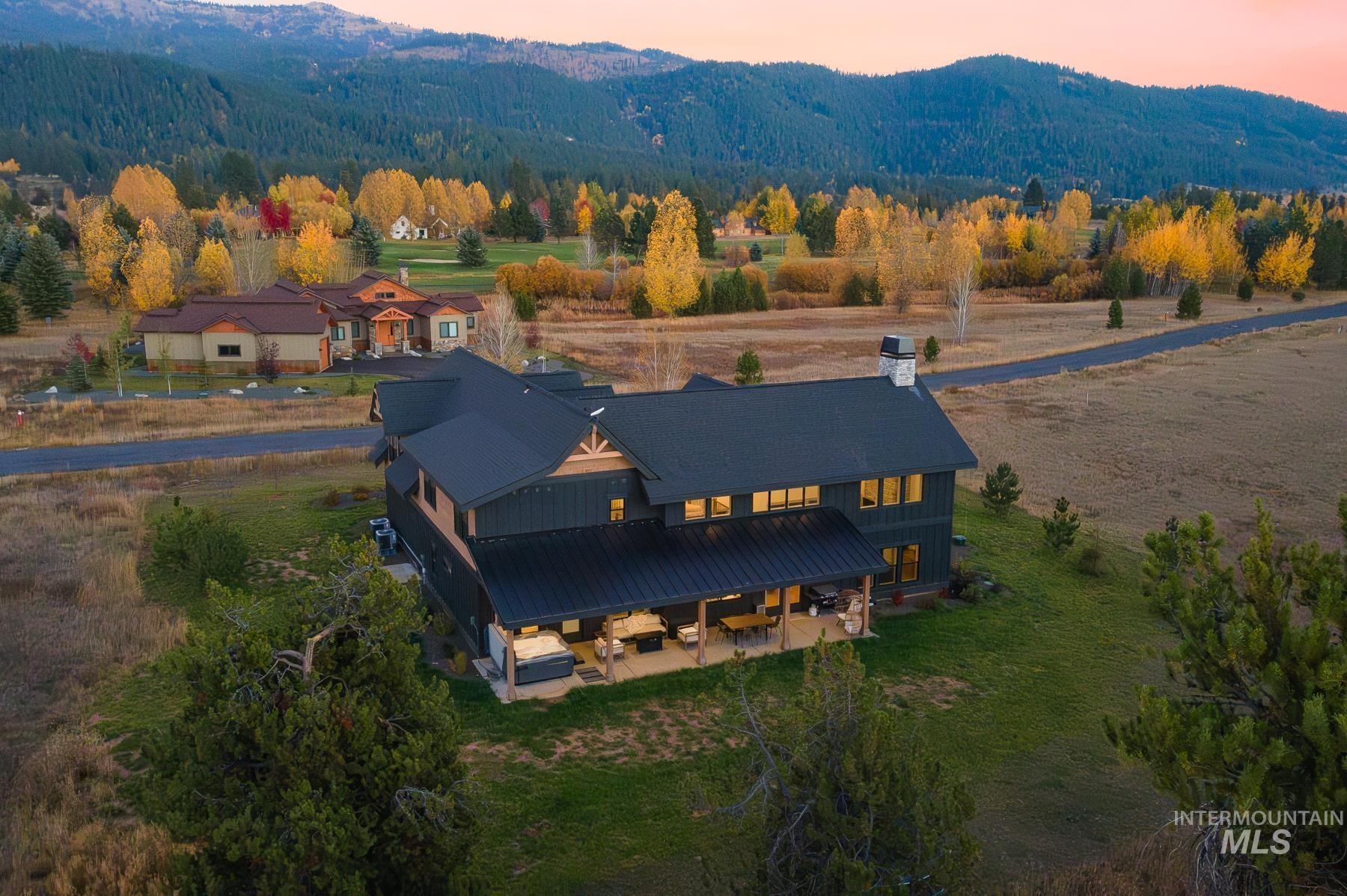 201 West Jug Road McCall, ID 83638 - Photo 4 of 45
