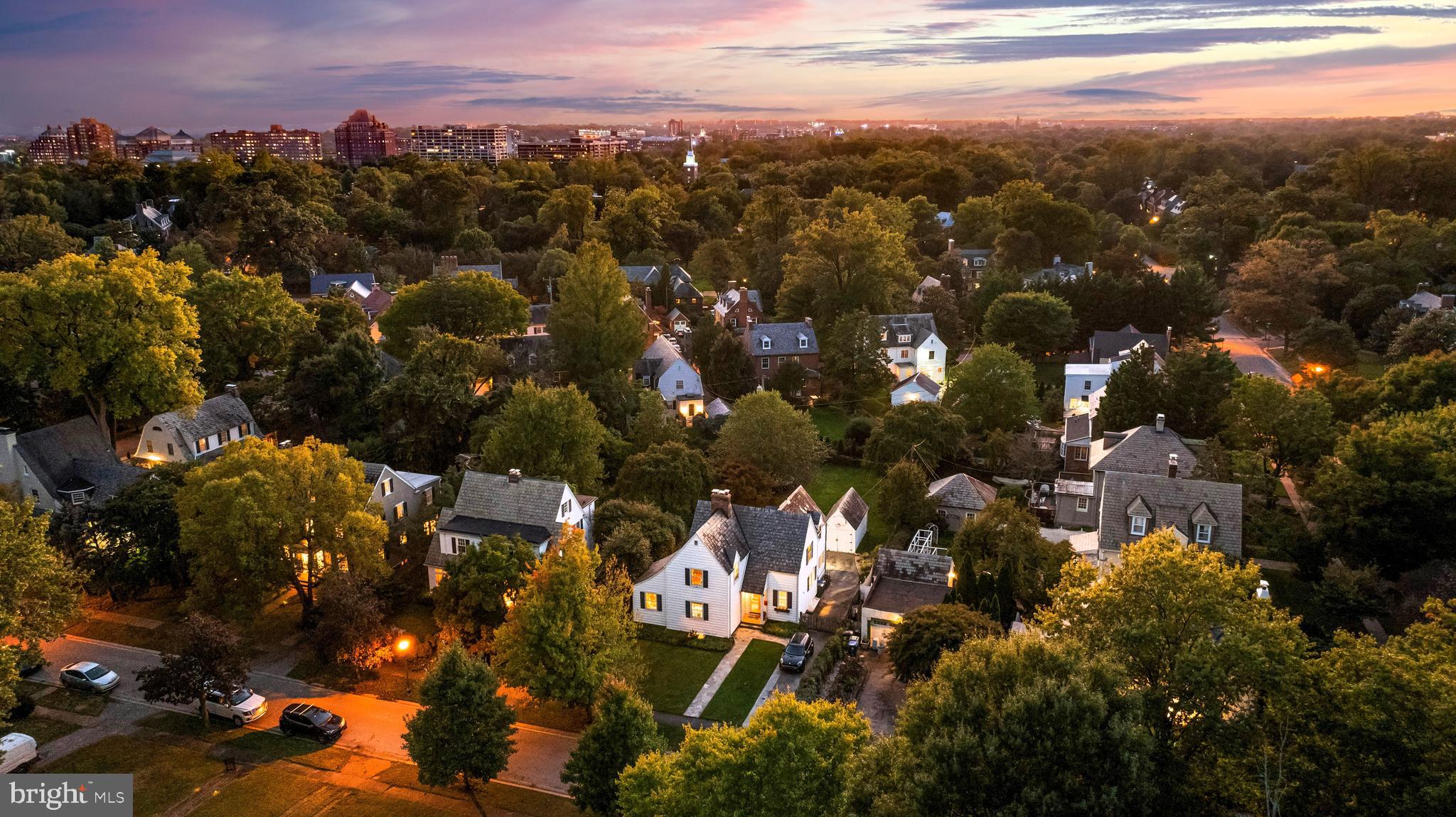 4304 Wendover Road Baltimore, MD 21218 - Photo 3 of 59