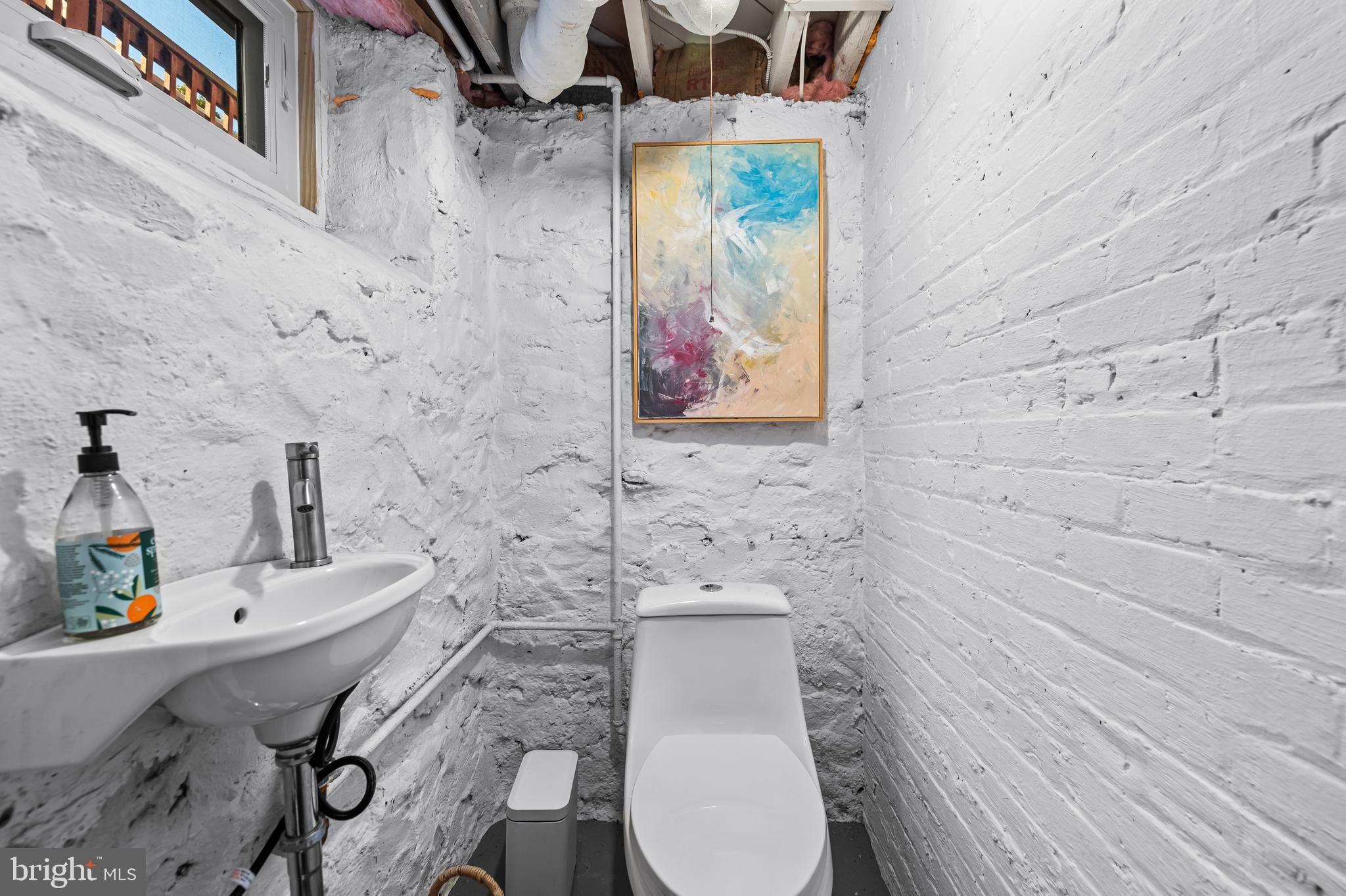 4304 Wendover Road Baltimore, MD 21218 - Photo 39 of 59