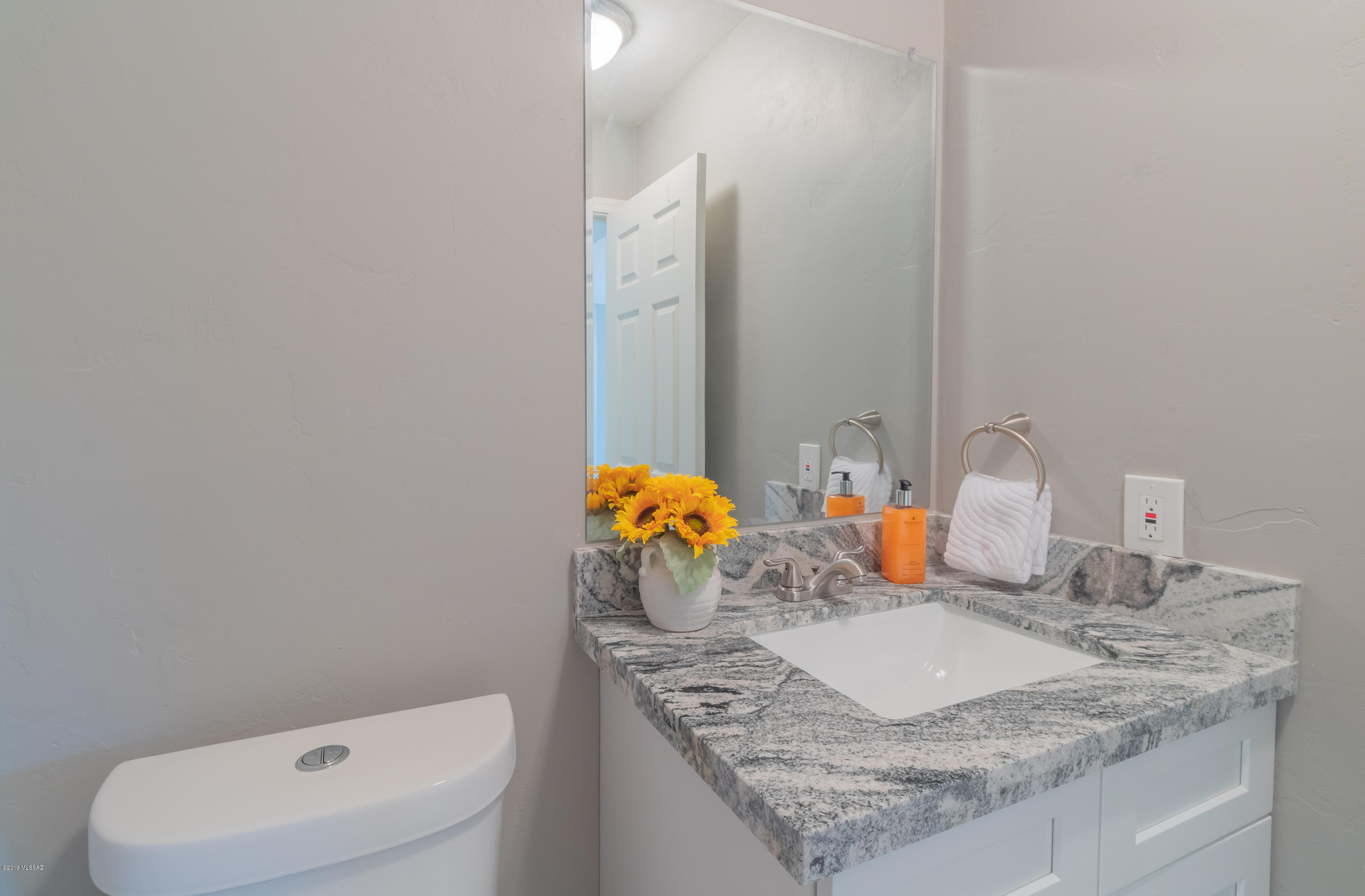 5861 North Moonbrook Road Tucson, AZ 85741 - Photo 18 of 30 Gallery Image 18