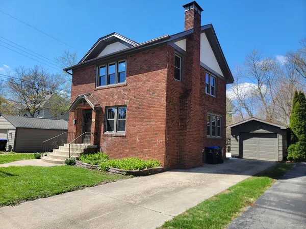 $268,000 | 107 Warner Street, Bloomington, IL 61701