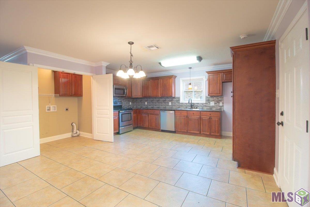 243 Landmark Drive Raceland, LA 70394 - Photo 9 of 18