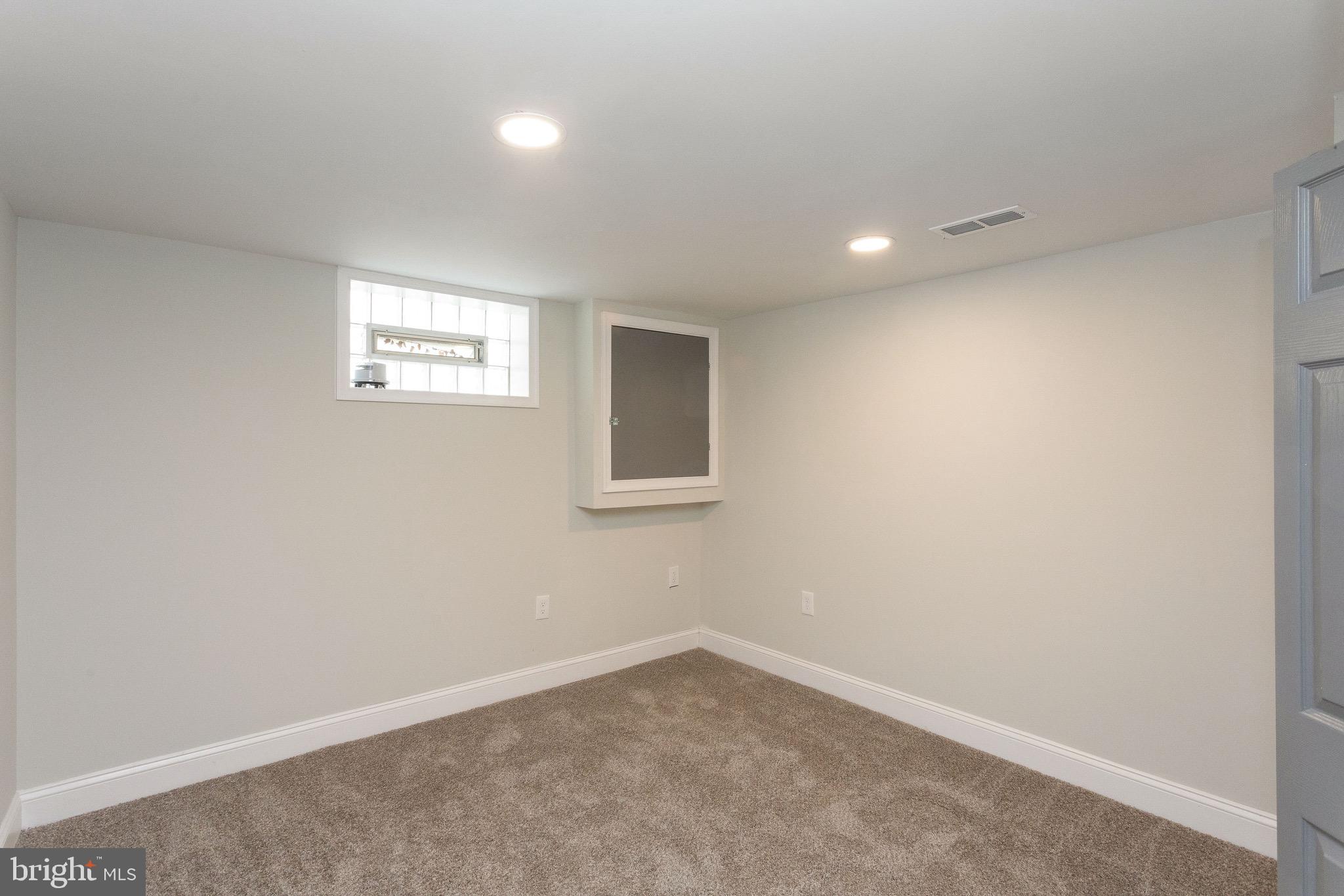 3228 Dorithan Road Baltimore, MD 21215 - Photo 11 of 27 Gallery Image 11
