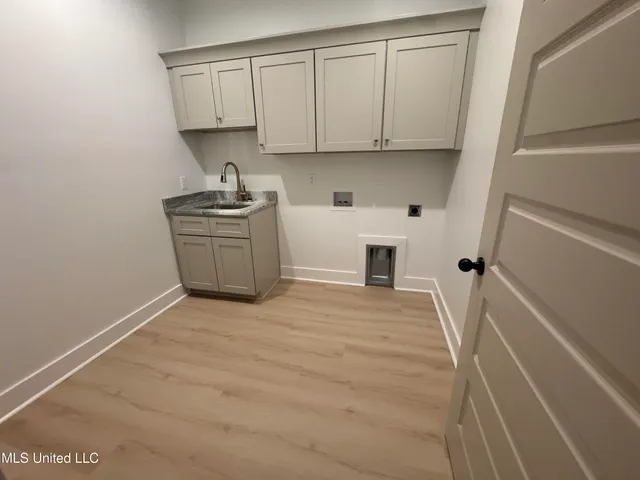 $569,000 | 2737 Highwoods Drive, Byhalia, MS 38611