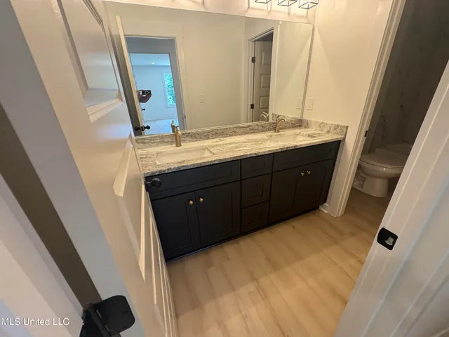 $569,000 | 2737 Highwoods Drive, Byhalia, MS 38611