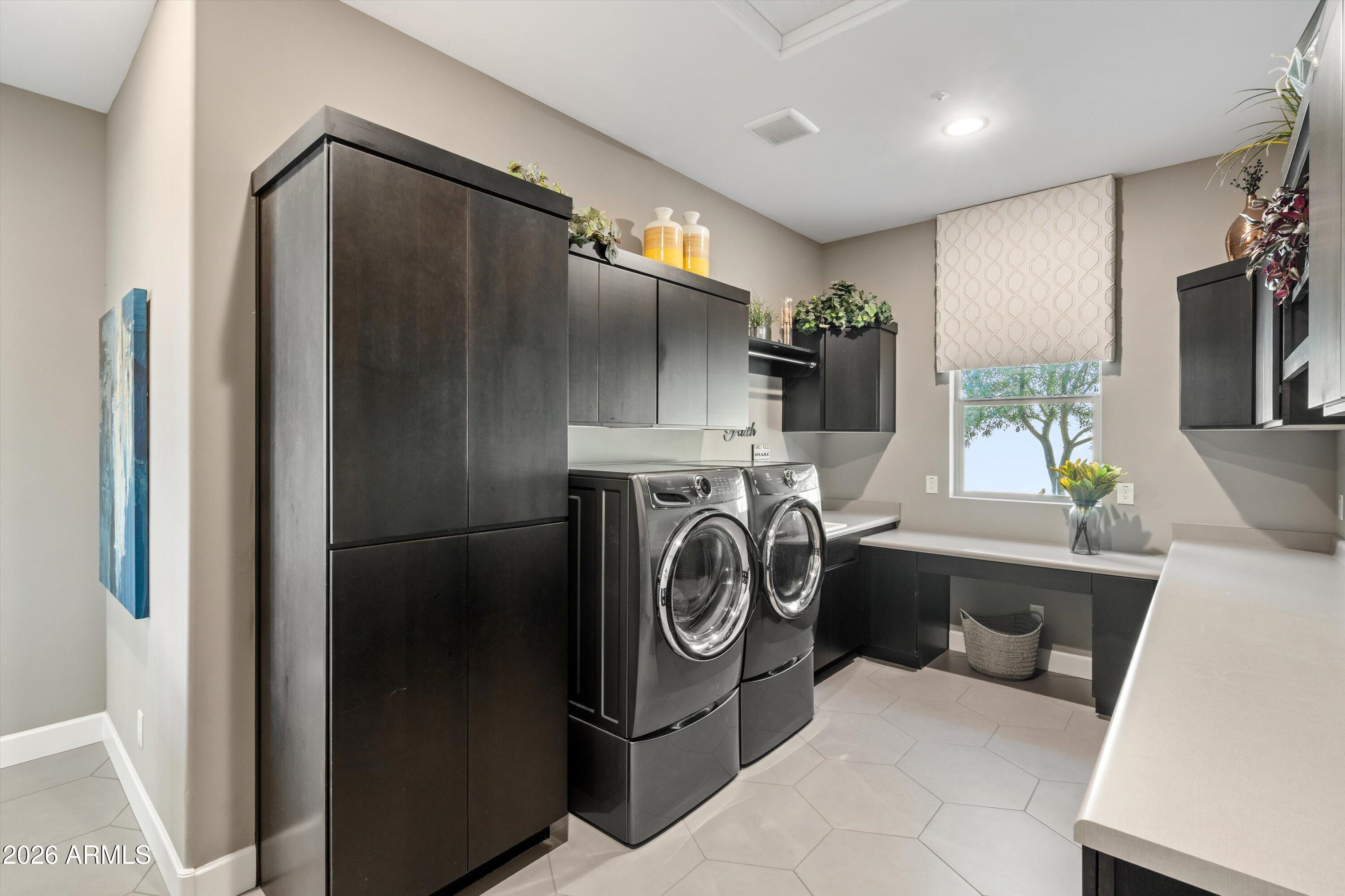 17907 East Slide Rock Drive Rio Verde, AZ 85263 - Photo 56 of 82 38-Laundry Room