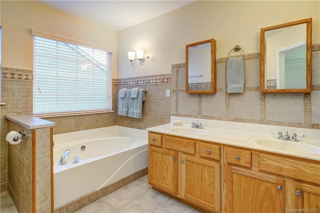 1746 Summit Ridge Lane, Unit 169 Kannapolis, NC 28083 - Photo 14 of 24 Gallery Image 14