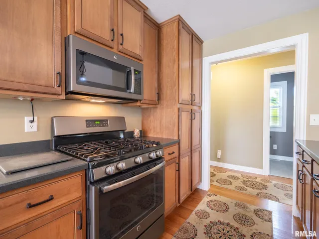 $385,000 | 1322 Courtney Drive, Washington, IL 61571