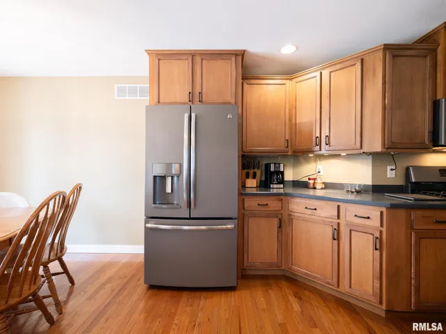 $385,000 | 1322 Courtney Drive, Washington, IL 61571