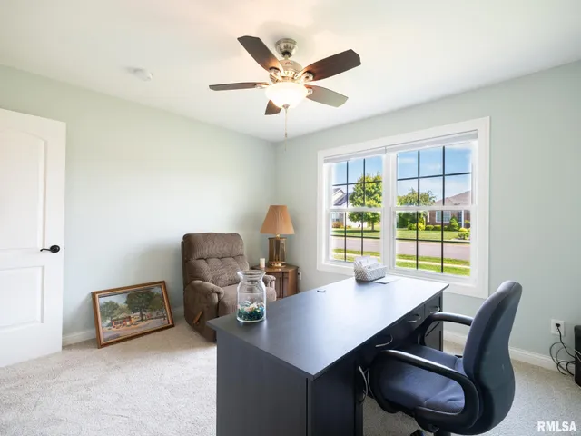 $385,000 | 1322 Courtney Drive, Washington, IL 61571