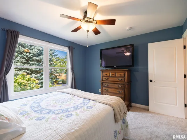 $385,000 | 1322 Courtney Drive, Washington, IL 61571