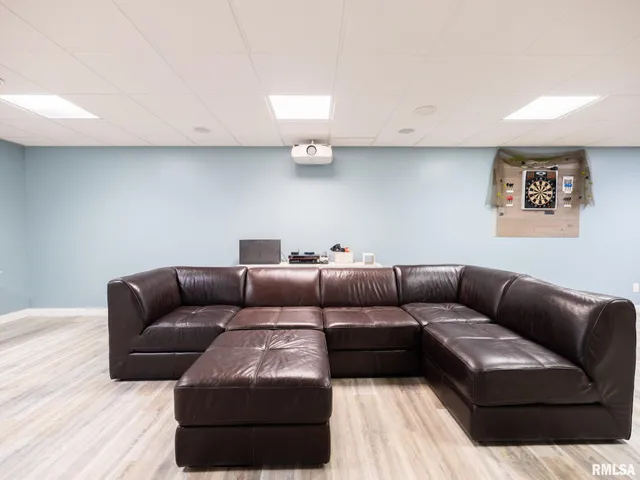 $385,000 | 1322 Courtney Drive, Washington, IL 61571