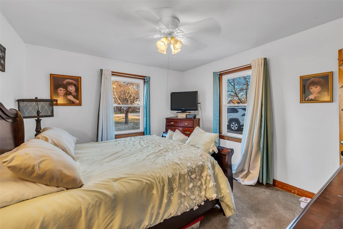 3133 Academy Road Portland, TN 37148 - Photo 13 of 24 a bedroom with a bed and a window