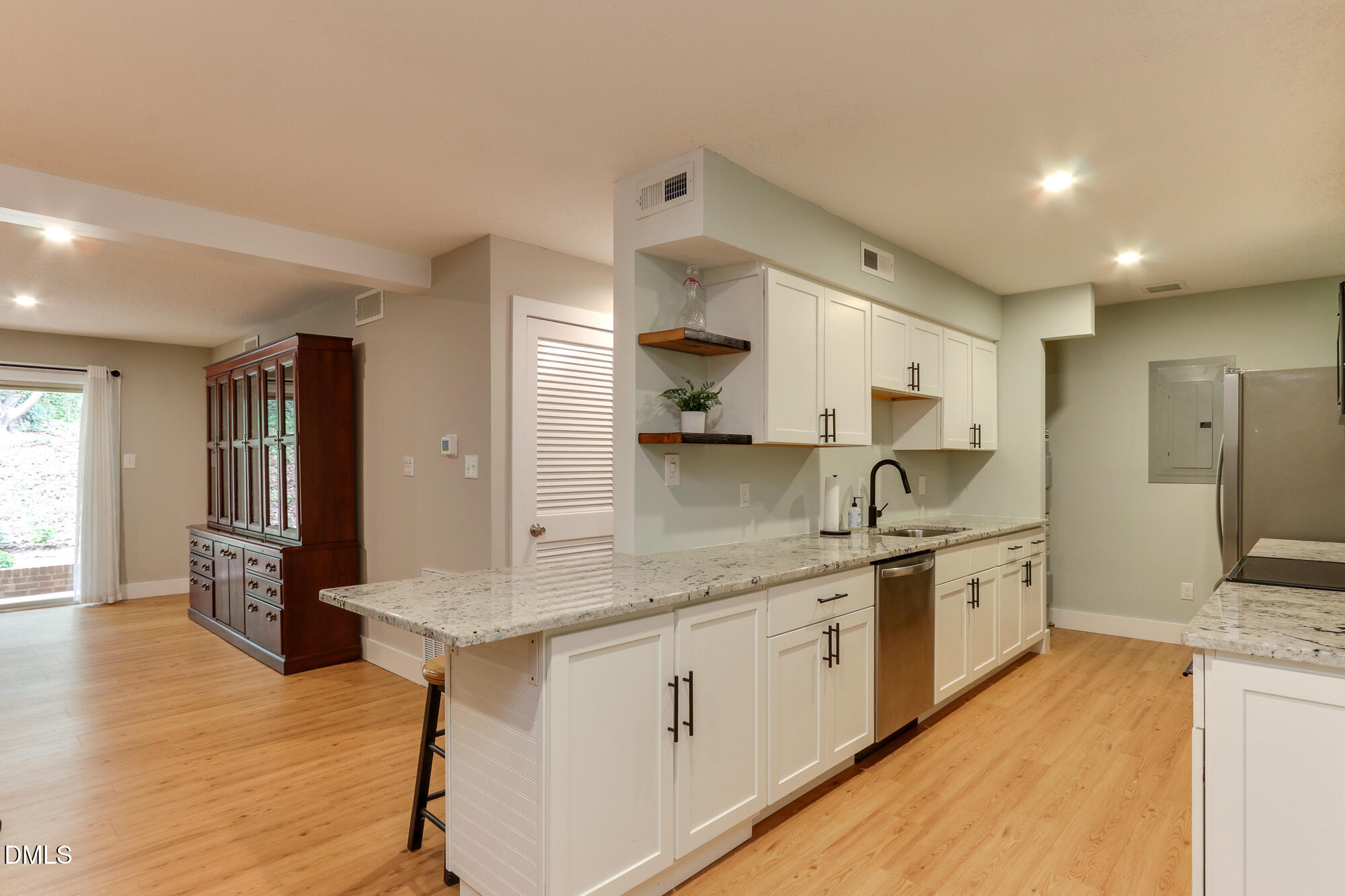 4513 Edwards Mill Road, Unit C Raleigh, NC 27612 - Photo 11 of 31 Edwards Mill_4513-11