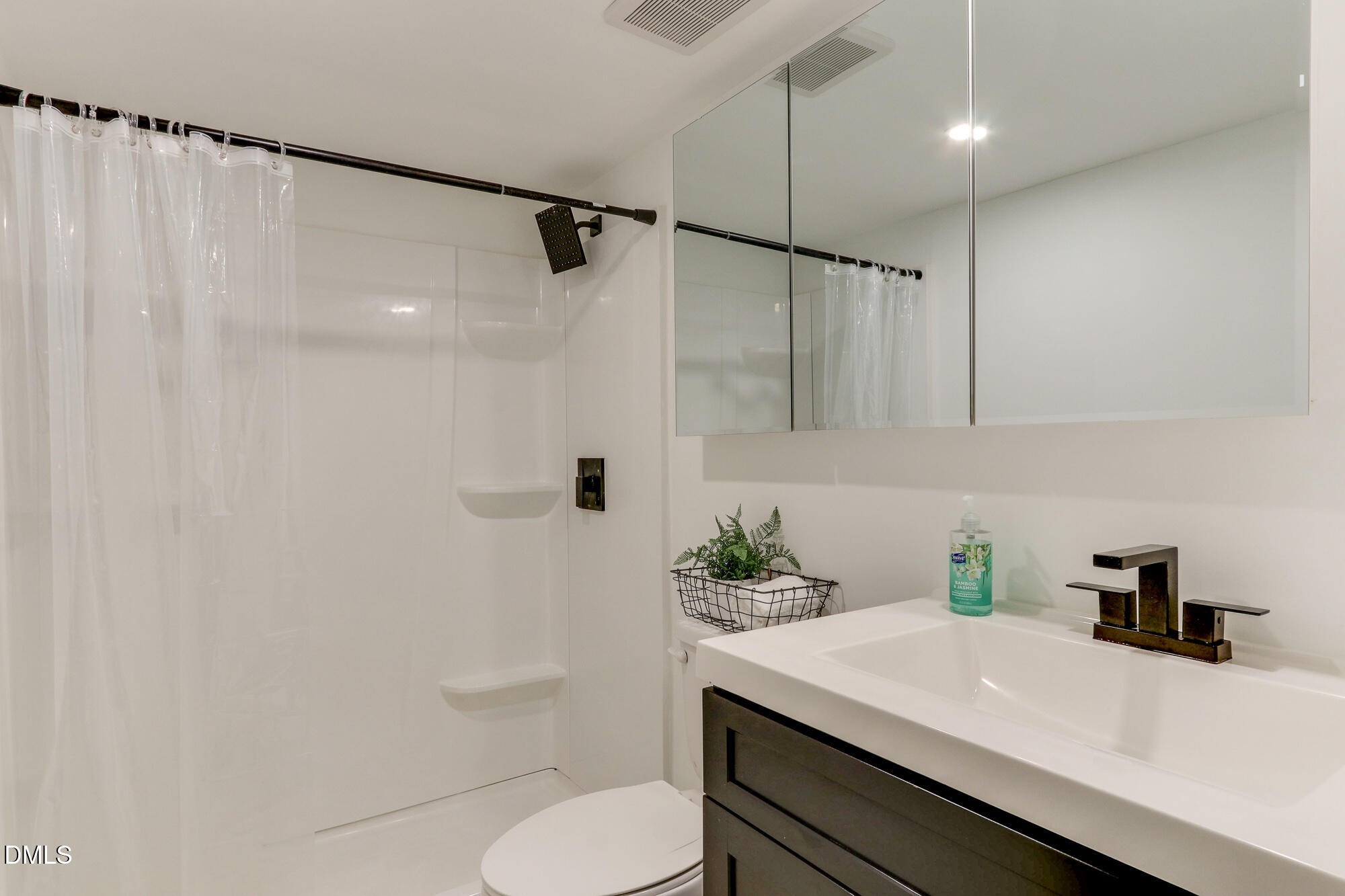 4513 Edwards Mill Road, Unit C Raleigh, NC 27612 - Photo 18 of 31 Edwards Mill_4513-18