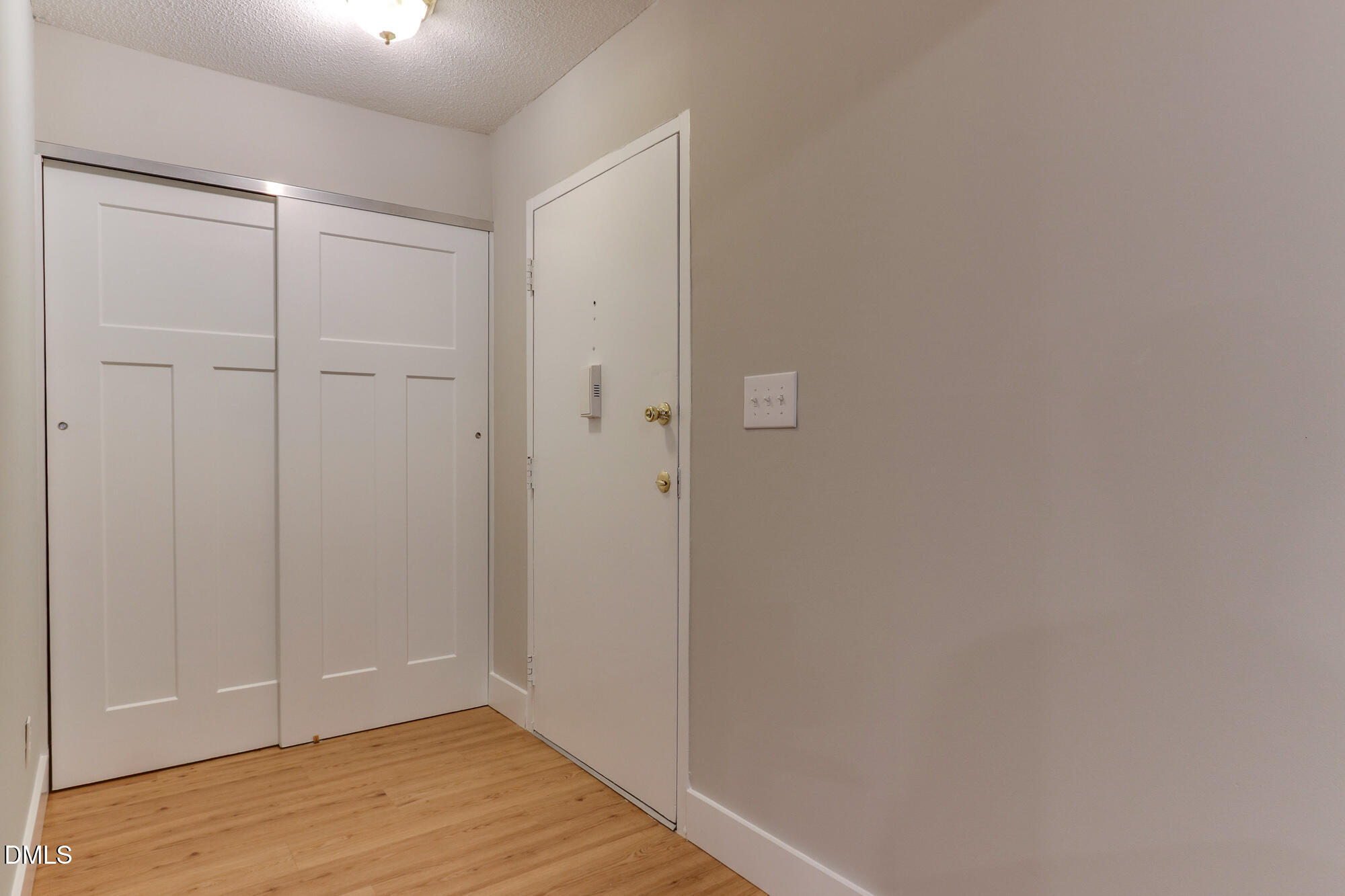 4513 Edwards Mill Road, Unit C Raleigh, NC 27612 - Photo 5 of 31 Edwards Mill_4513-5