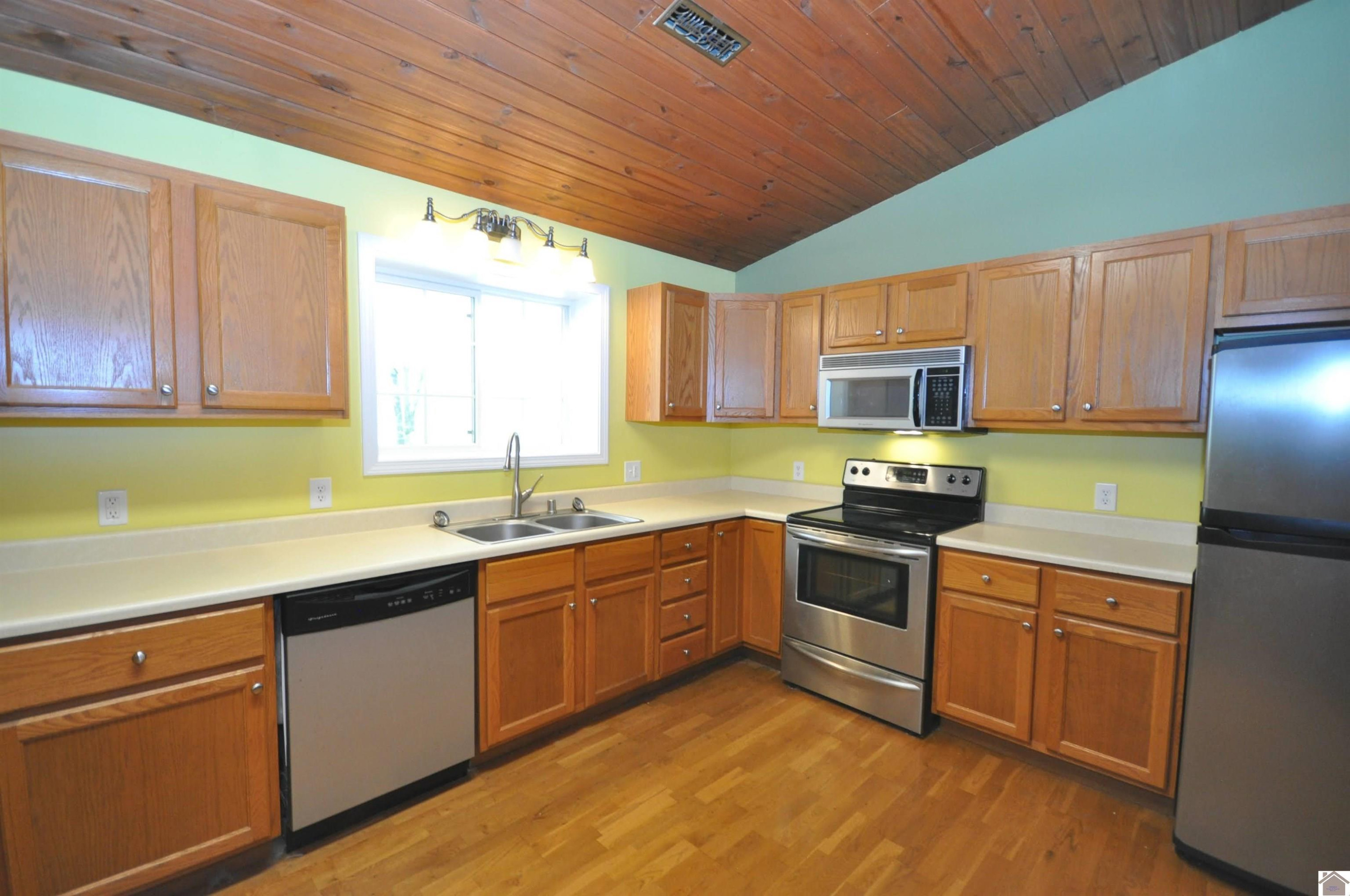 725 Pleasantview Drive Grand Rivers, KY 42045 - Photo 14 of 33 Photo 14