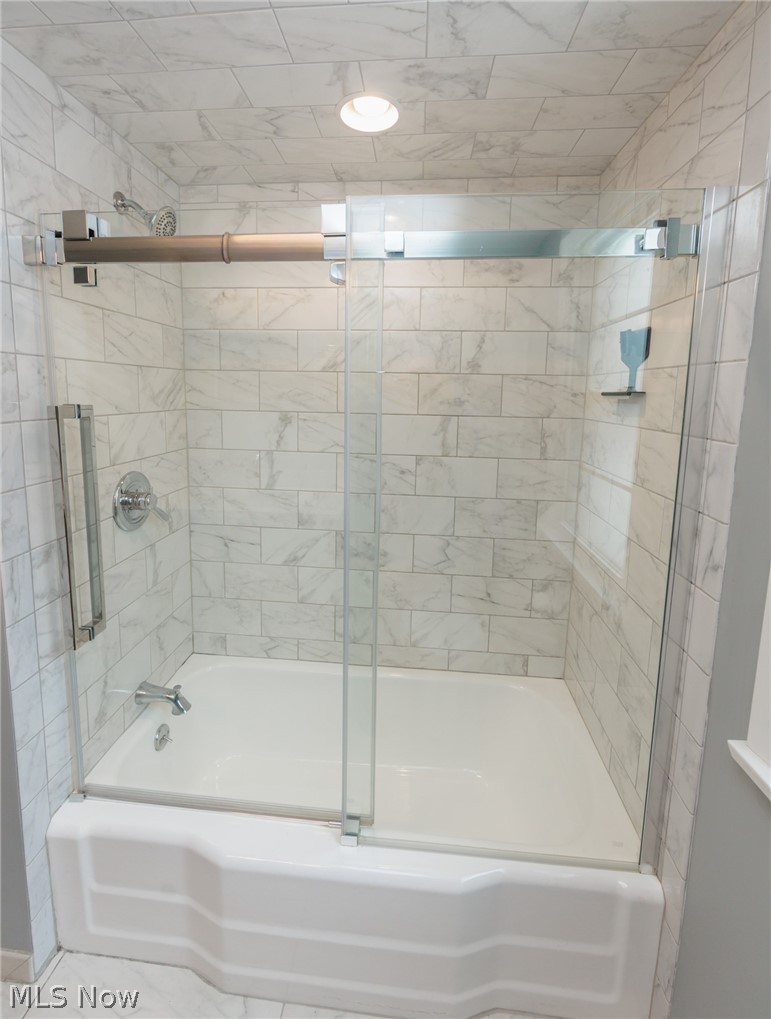 2539 Warrensville Center Road, Unit DOWN Cleveland, OH 44118 - Photo 29 of 43