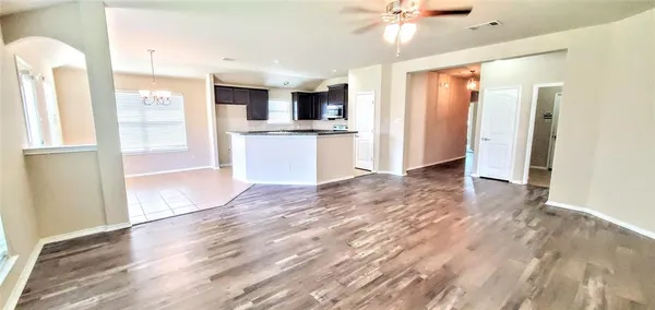 $1,900 | 925 Westfield Drive, Anna, TX 75409