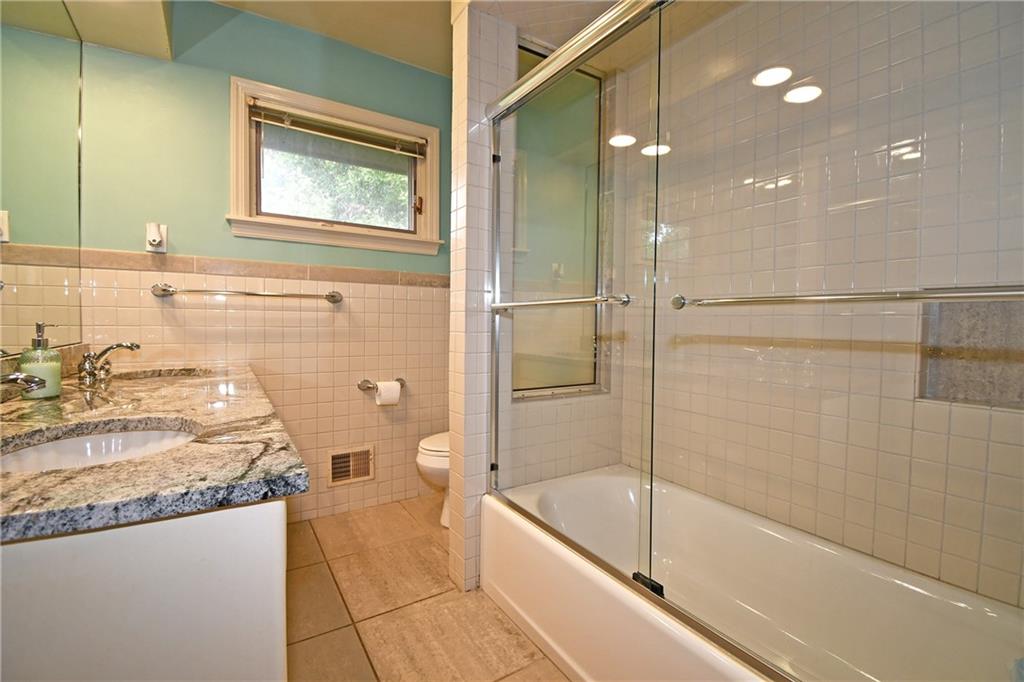 4944 Plymouth Road Pittsburgh, PA 15227 - Photo 22 of 41