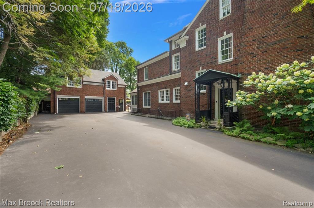 294 Lincoln Road Grosse Pointe, MI 48230 - Photo 47 of 84 Gallery Image 47