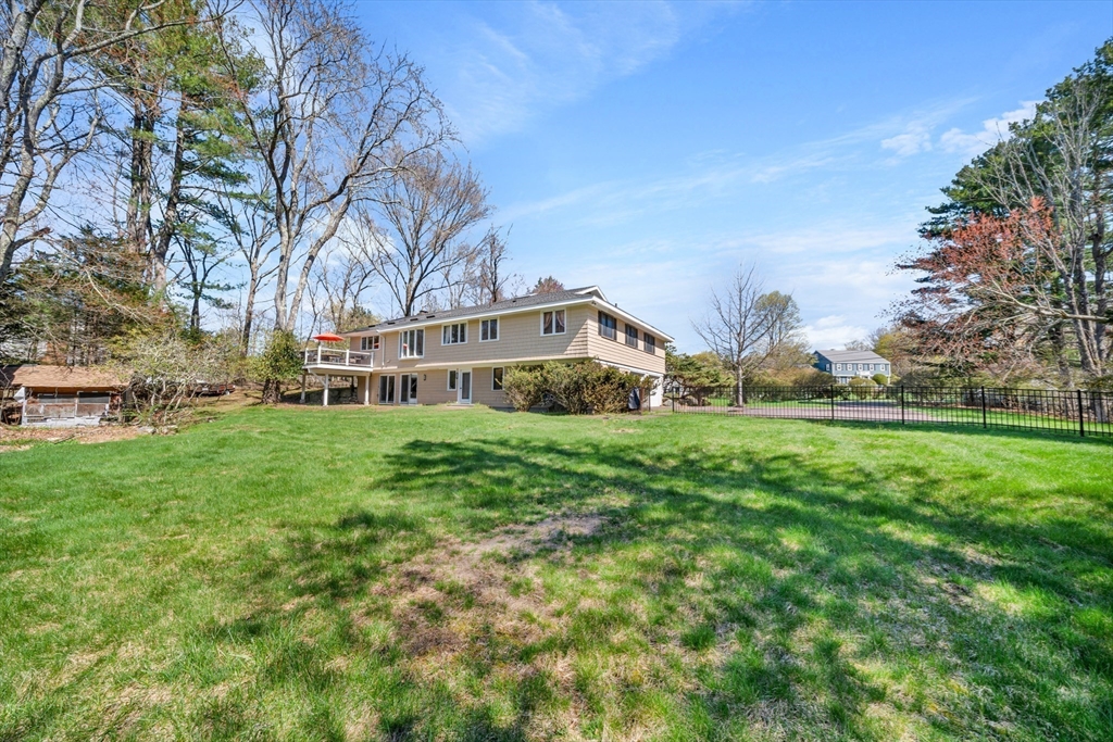 14 October Lane Weston, MA 02493 - Photo 2 of 39