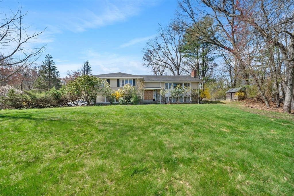 14 October Lane Weston, MA 02493 - Photo 3 of 39