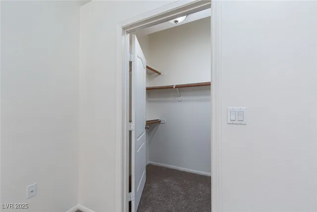 $1,450 | 2305 West Horizon Ridge Parkway, Unit 2611, Henderson, NV 89052